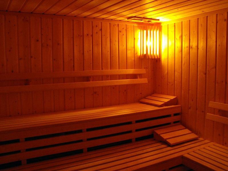 Hotel Ksiezycowy Dworek ケントシン エクステリア 写真