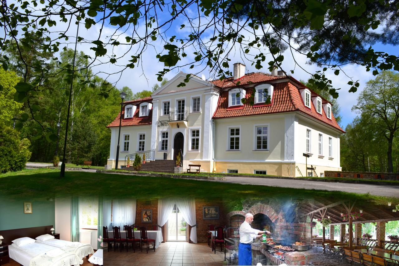 Hotel Ksiezycowy Dworek ケントシン エクステリア 写真